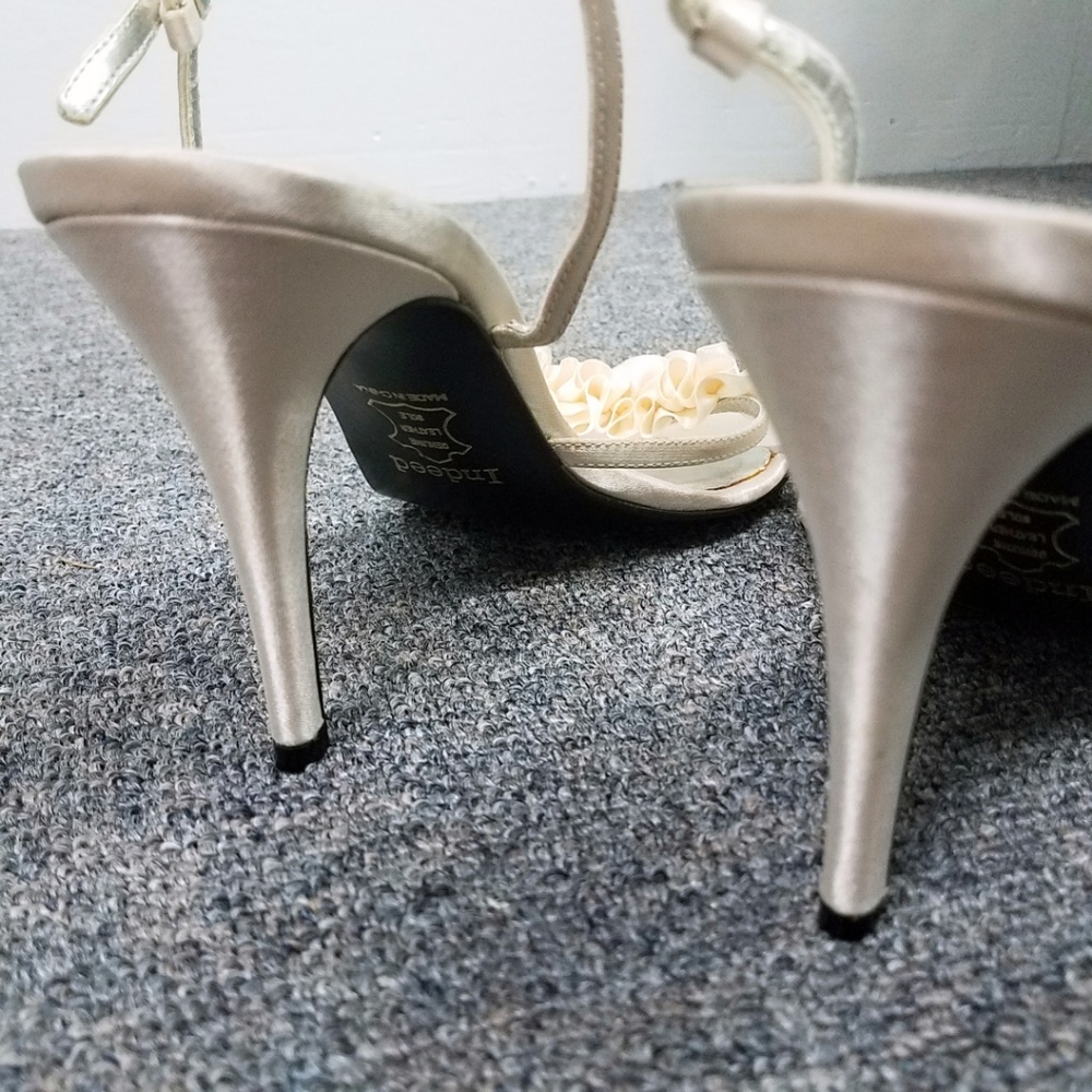 Indeed Nude Creme Satin Ruffle Women's Heels Shoes - Picture 4 of 8